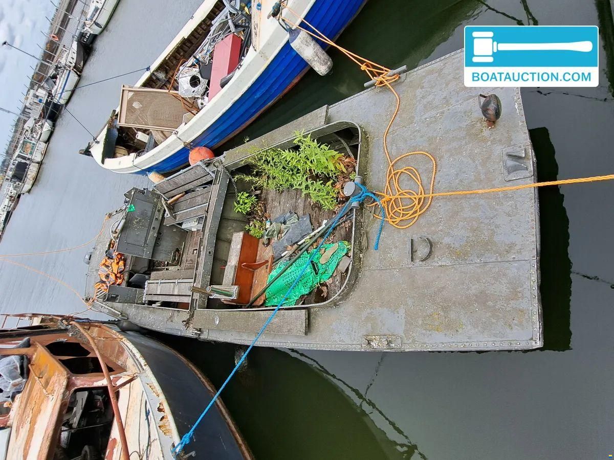 Legerboot 800