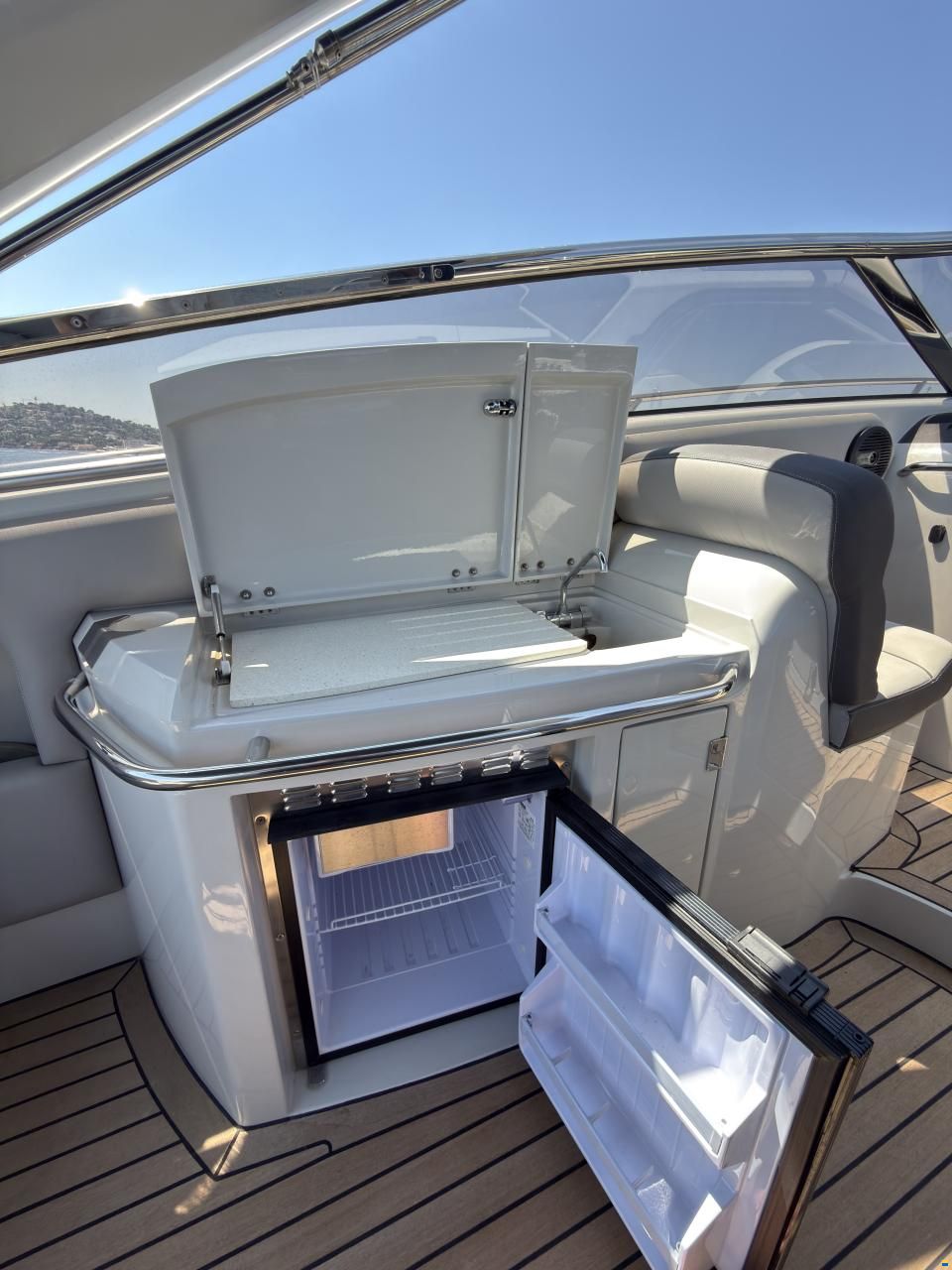 Sunseeker Superhawk 43