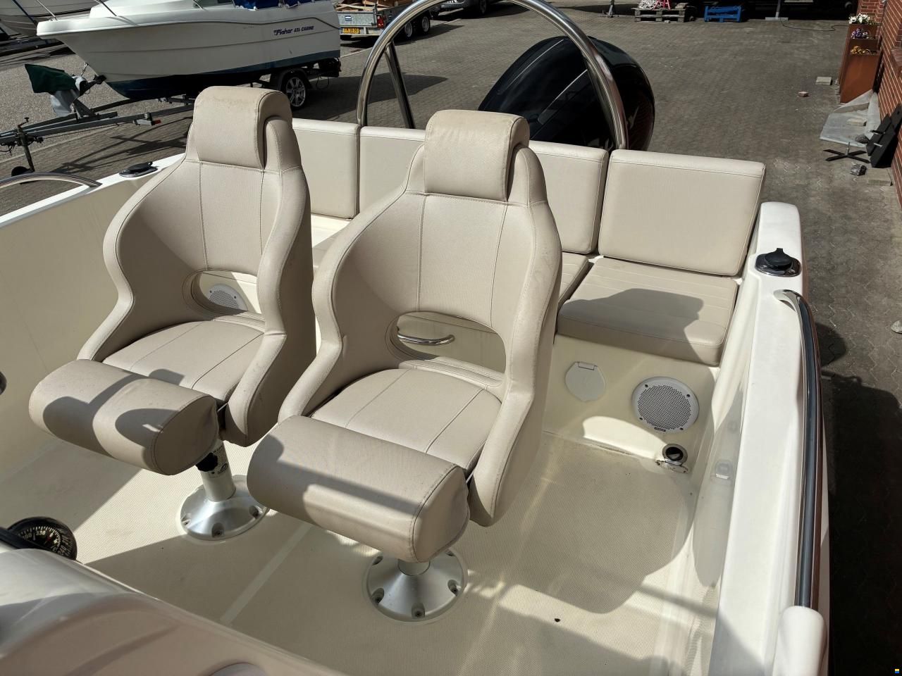 Quicksilver 555 Open m/Mercury F150 hk EFI 4-takt og