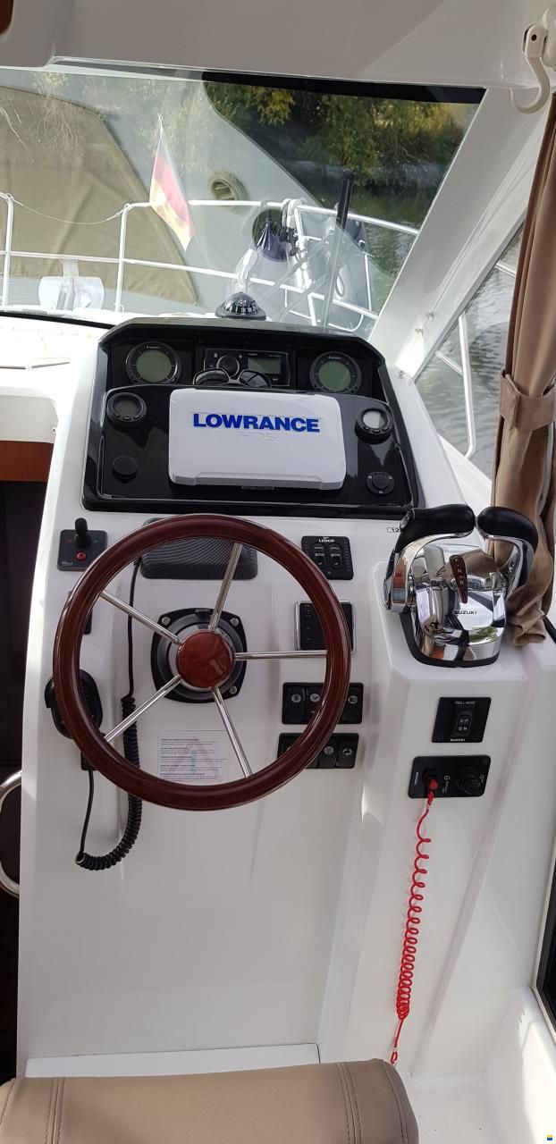 Jeanneau Merry Fisher 855