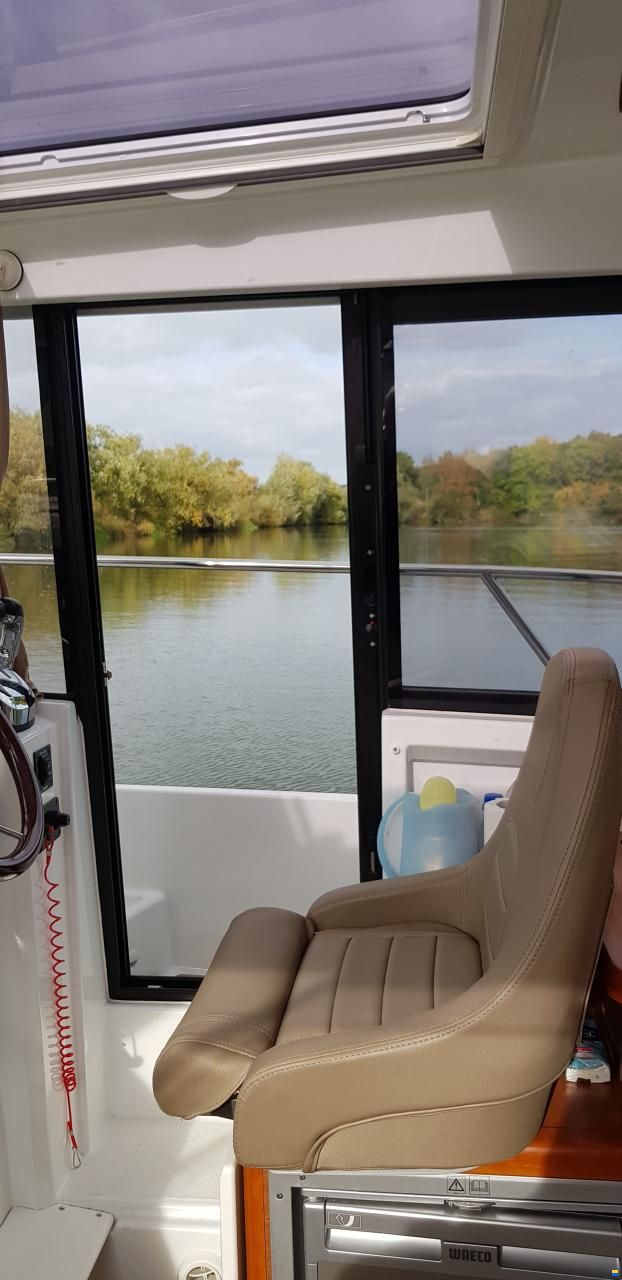 Jeanneau Merry Fisher 855