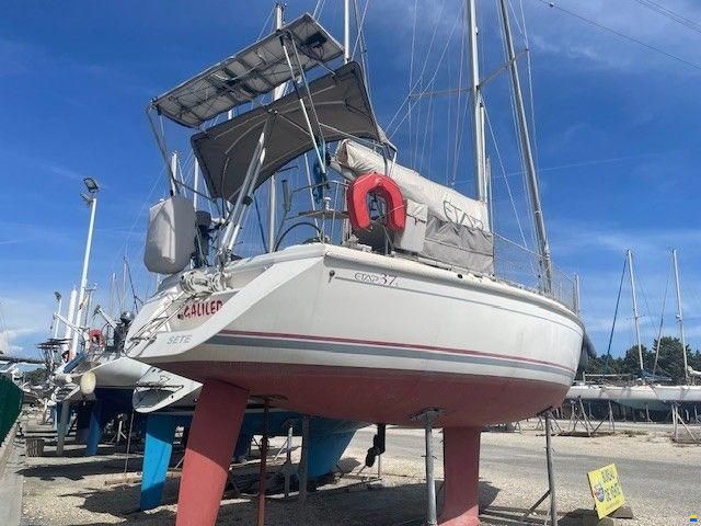 ETAP YACHTING 37S
