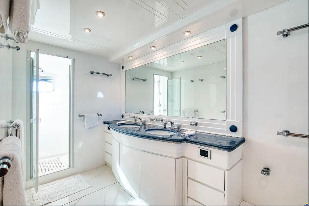 Falcon Yachts 91