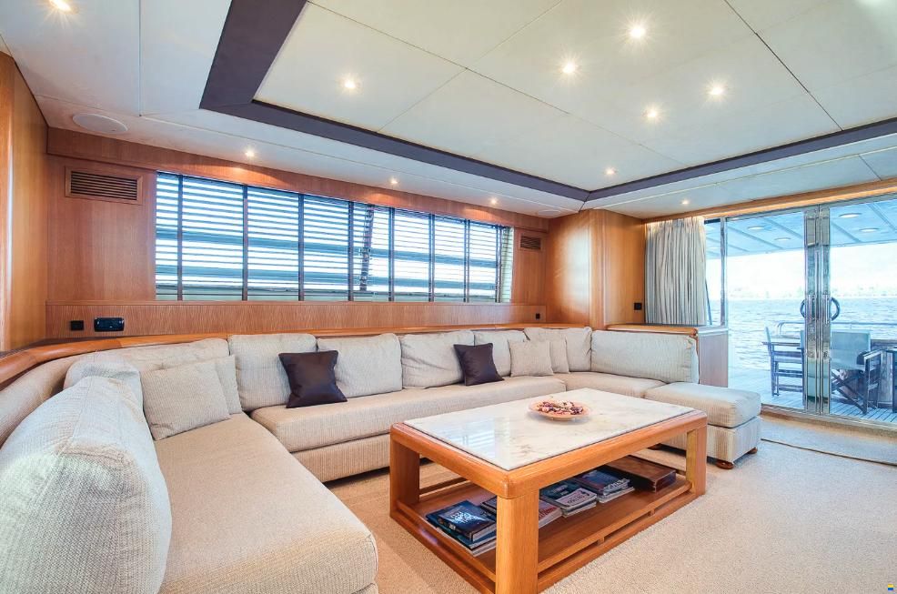 Falcon Yachts 91