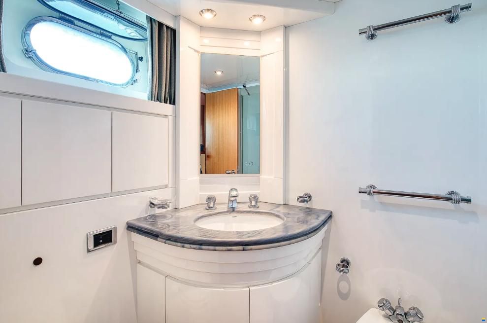Falcon Yachts 91