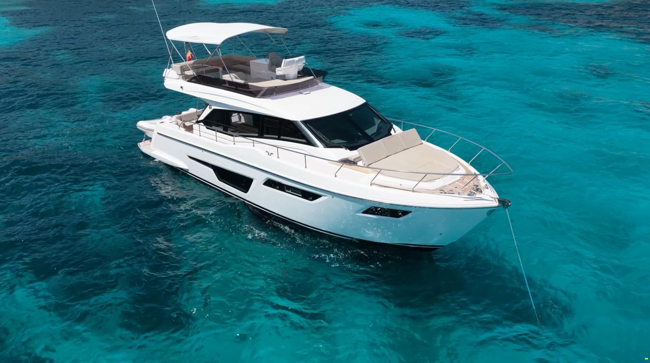 Ferretti 500
