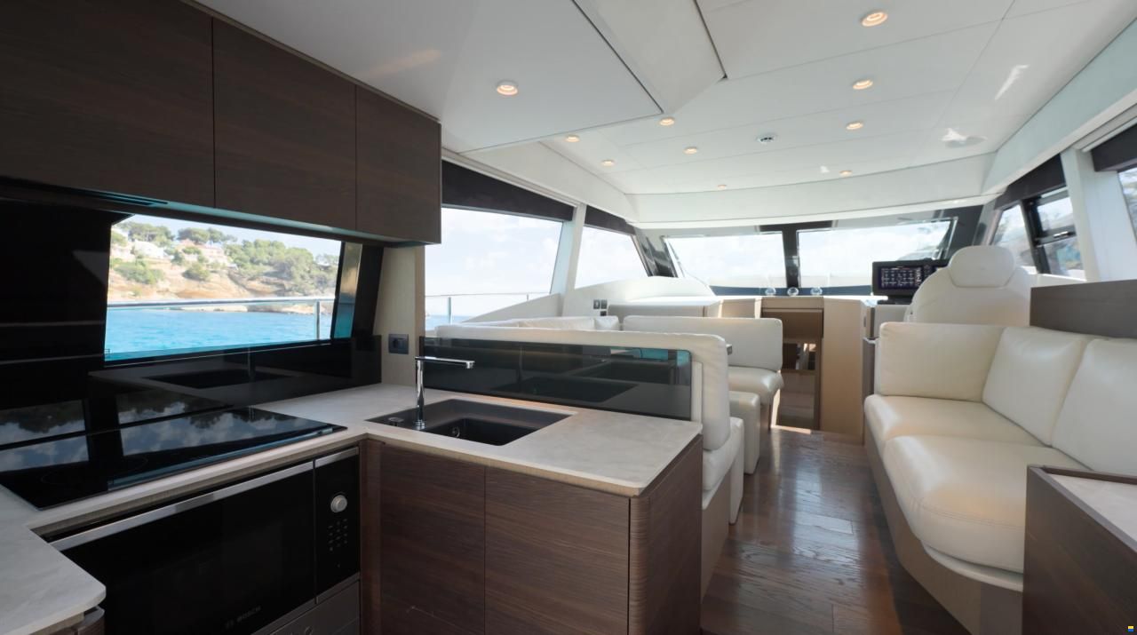 Ferretti 500