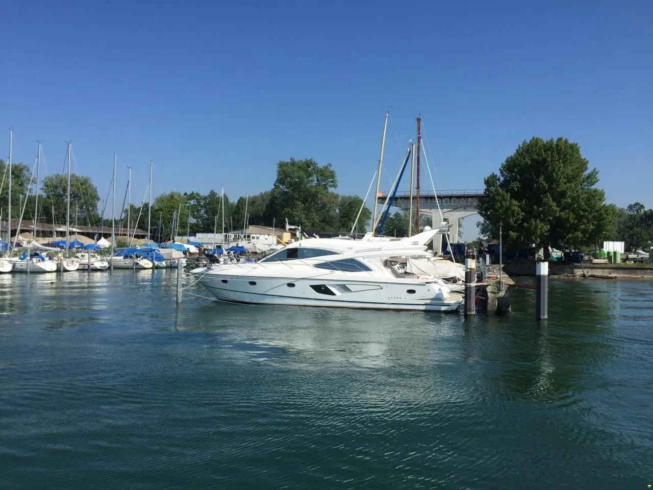 Galeon 530 Fly
