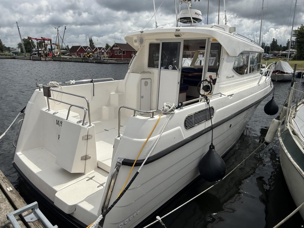 Viknes 880