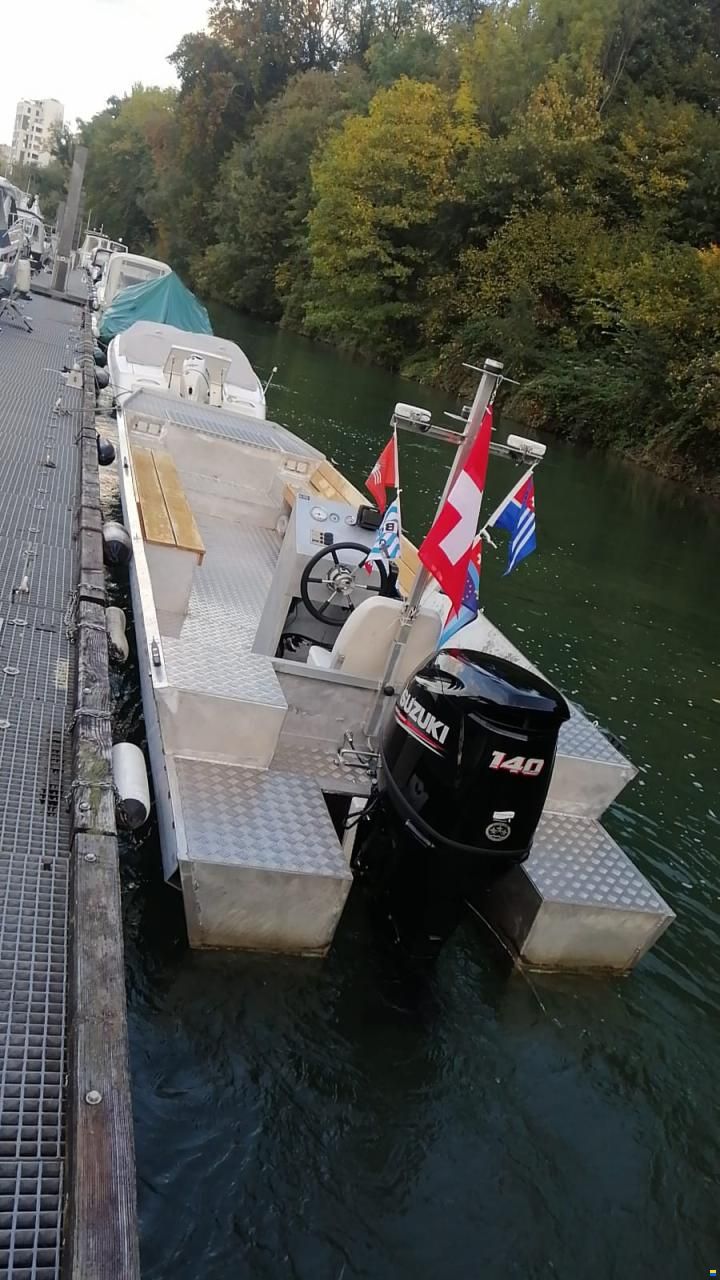 Schweizer Aluboot