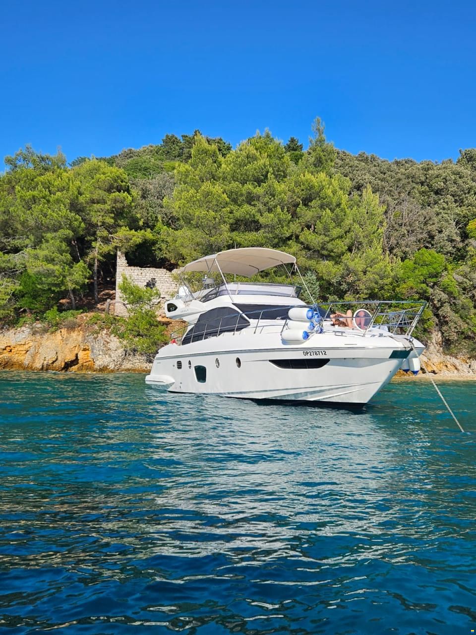 Azimut 47