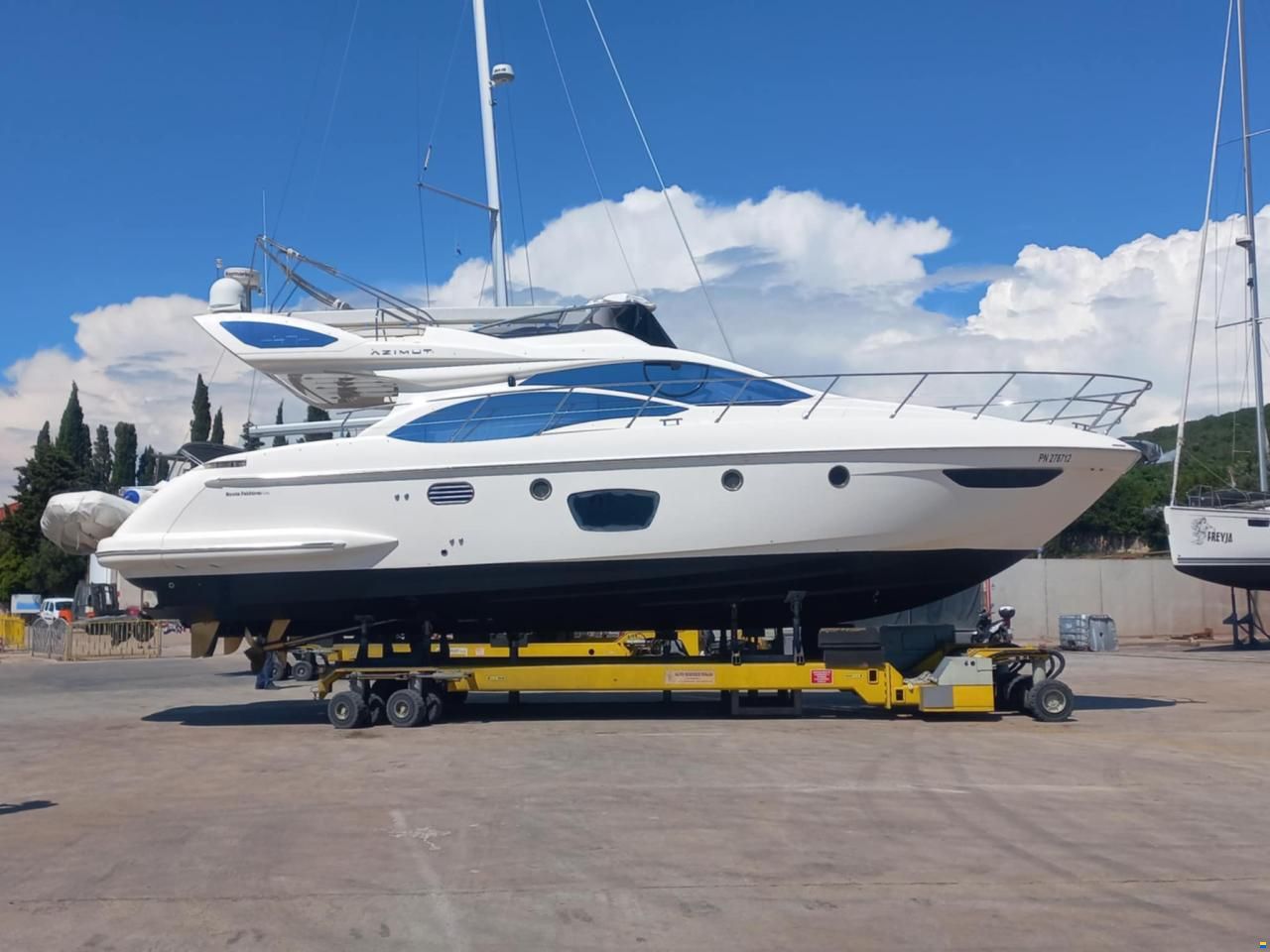 Azimut 47