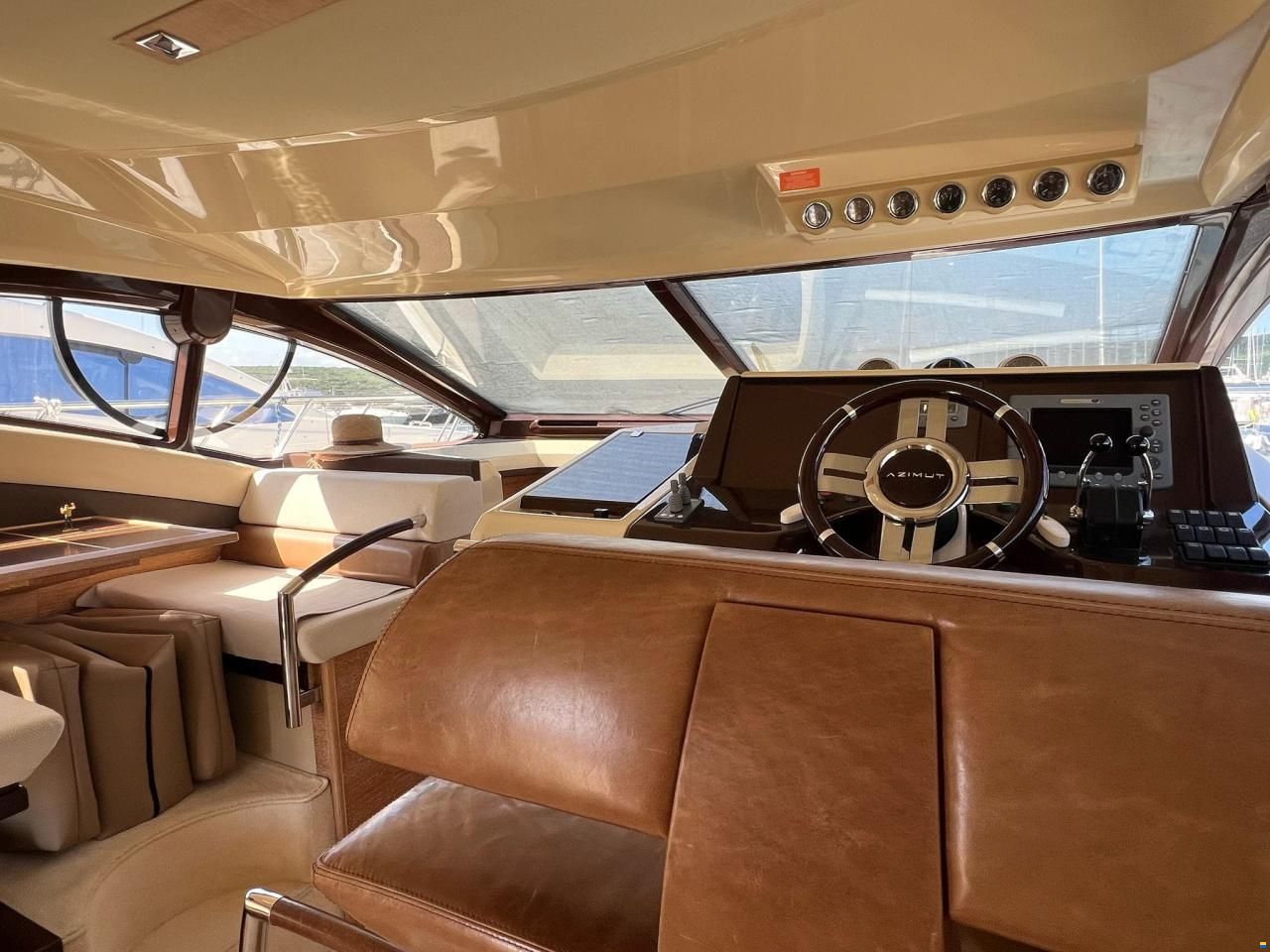 Azimut 47