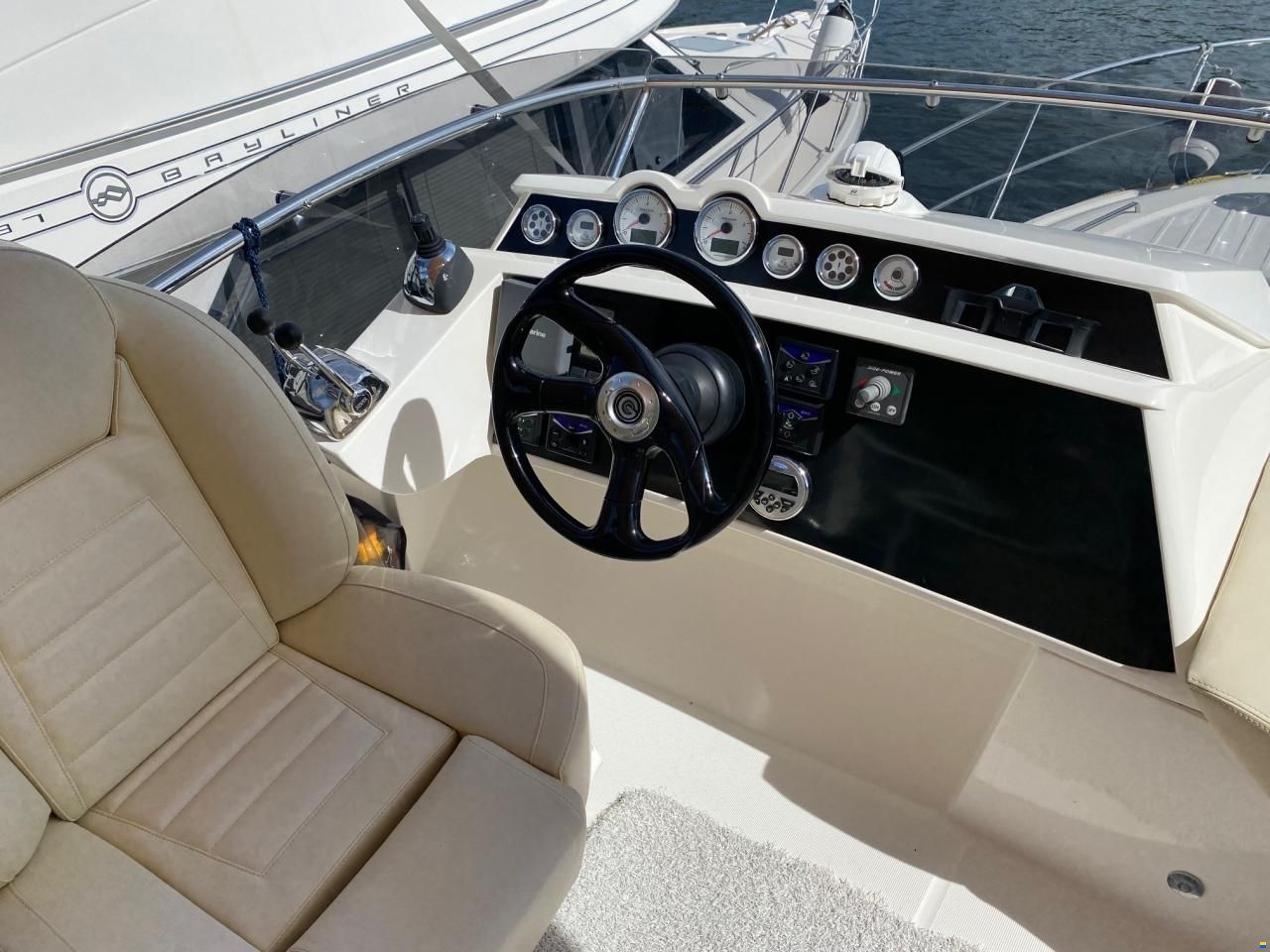 Galeon 390 Fly