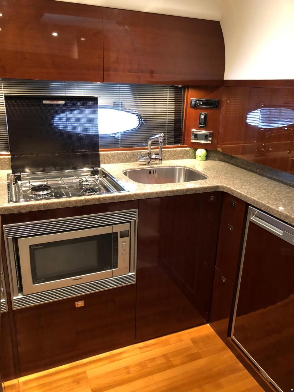 Princess V 42 Hartop