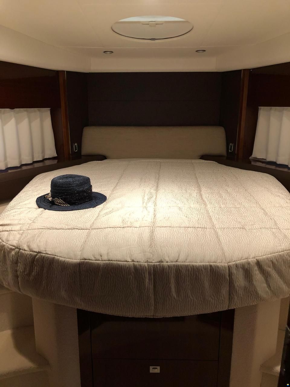 Princess V 42 Hartop