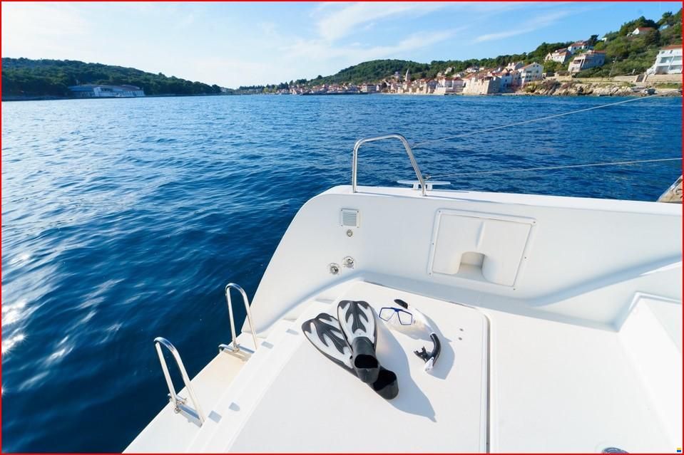 Lagoon 39