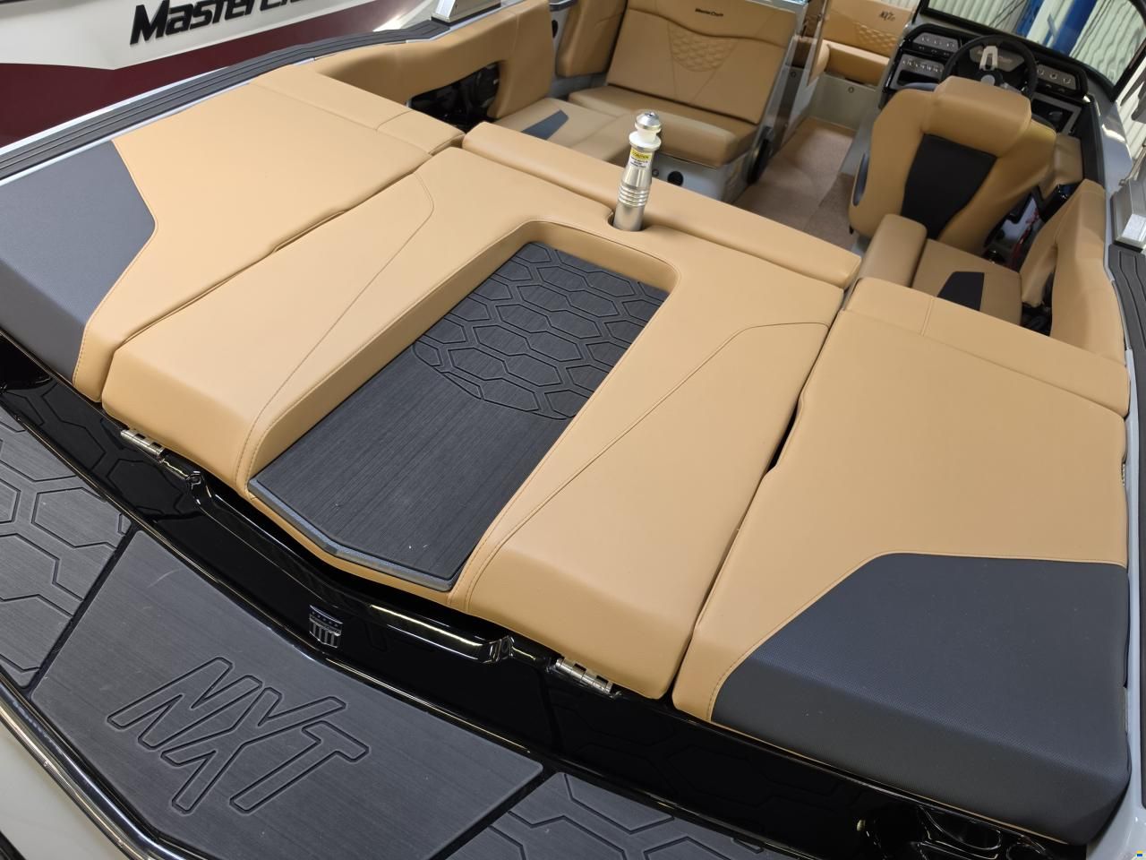 MasterCraft NXT20