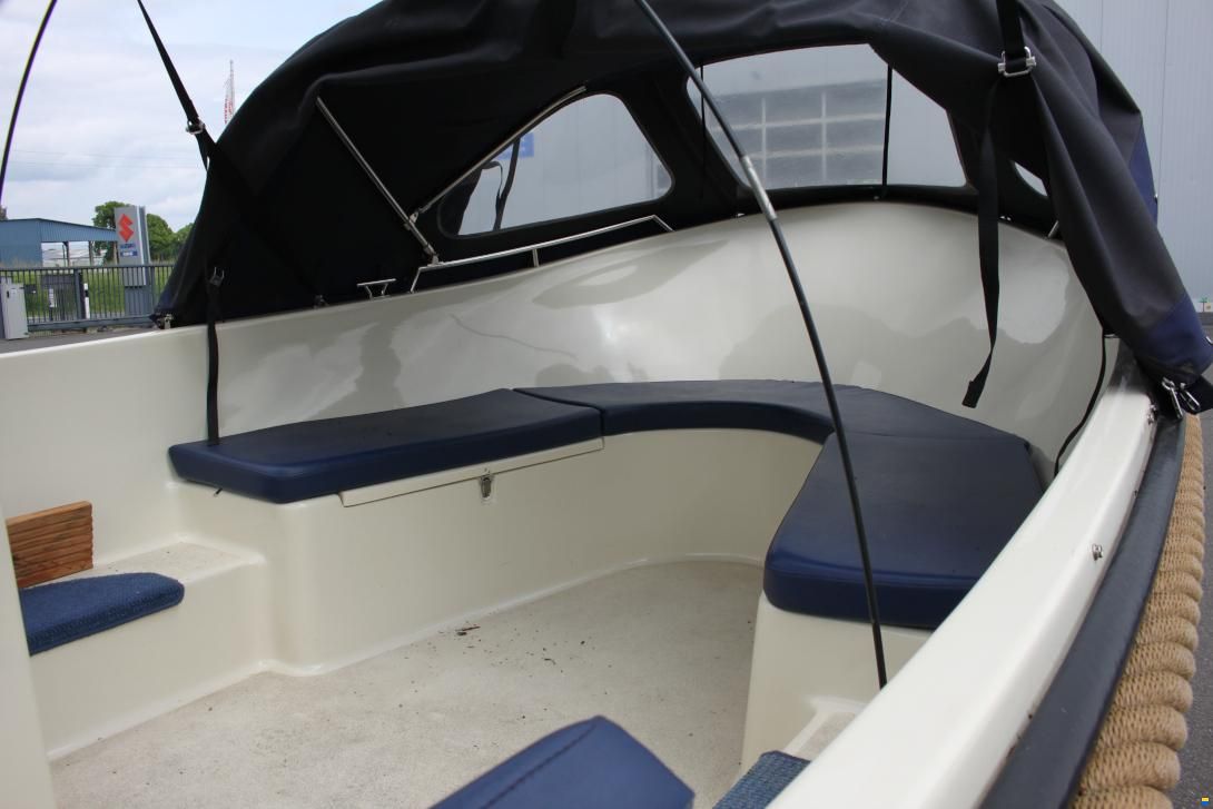 Yacht Service SP. z o.o. Nicki Sloep 530