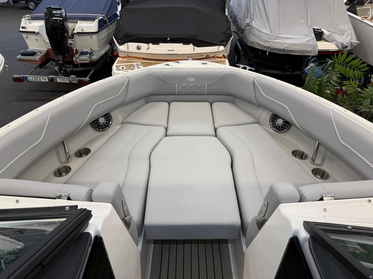 Regal LS4