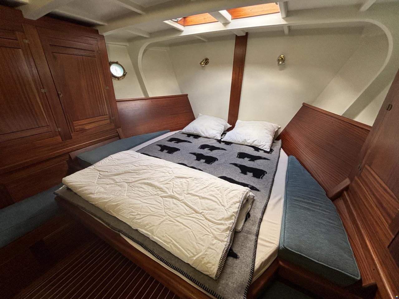 Mystic 50