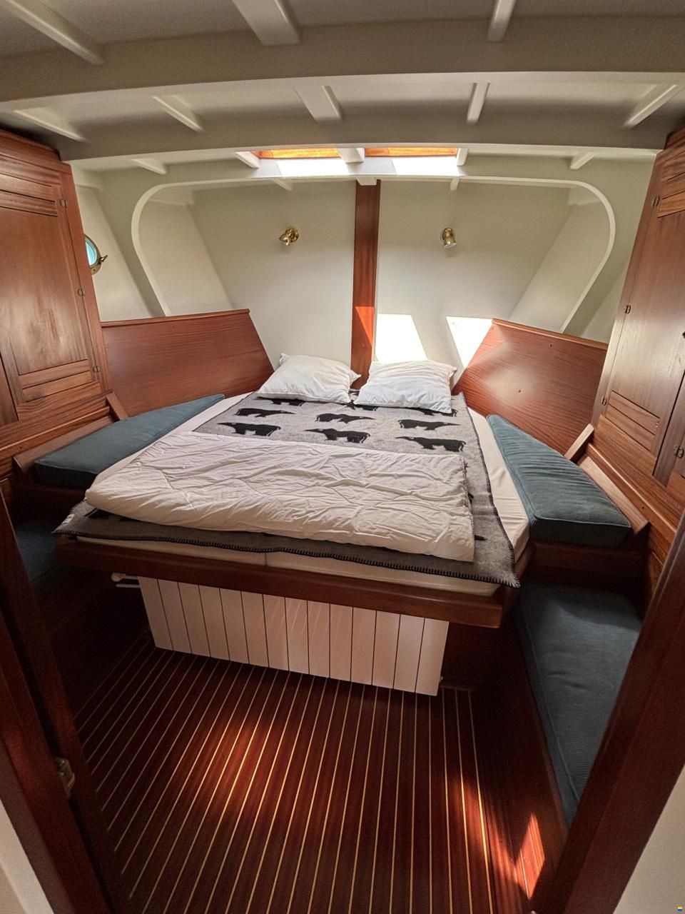 Mystic 50