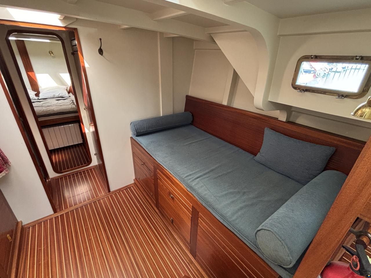 Mystic 50