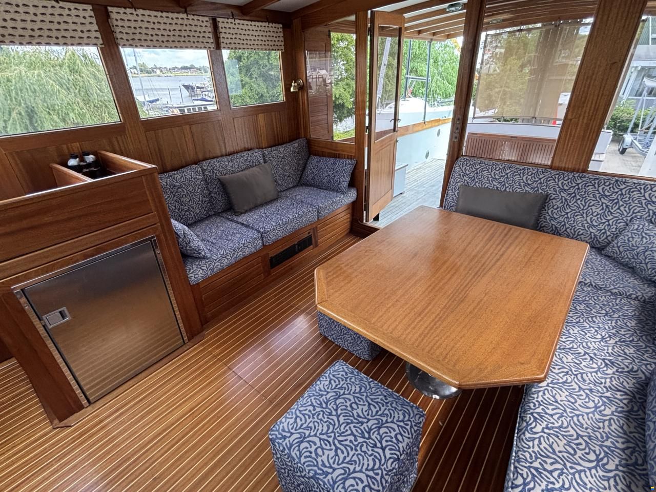 Mystic 50