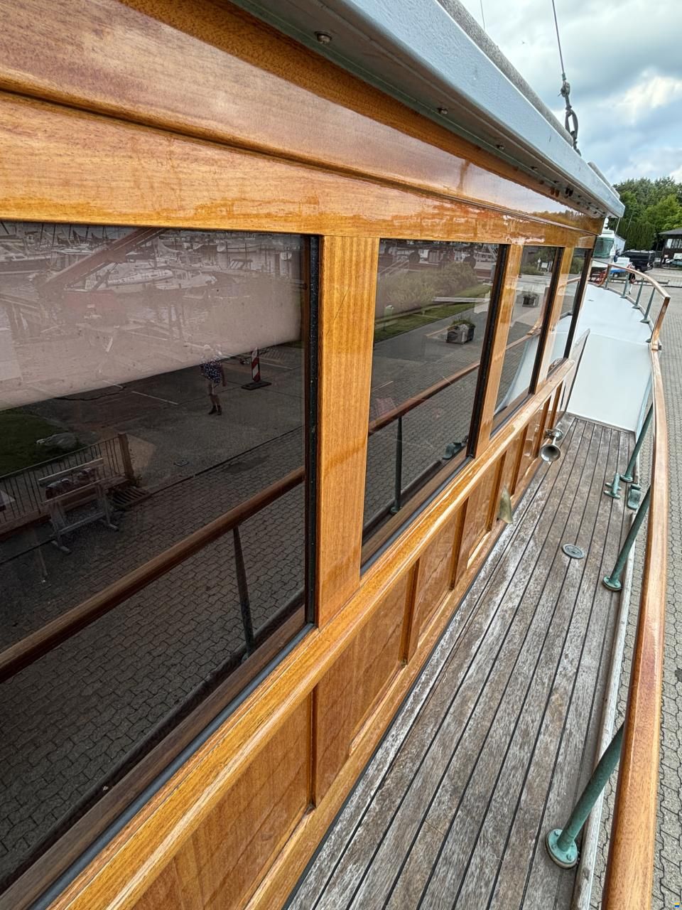 Mystic 50