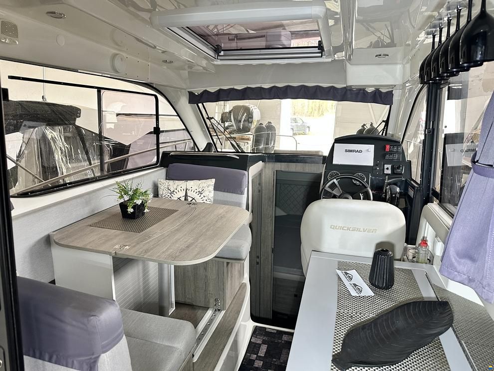 Quicksilver Activ 905 Weekend