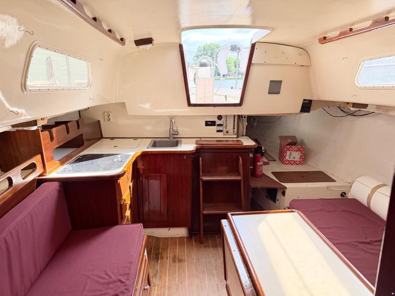 Hunter 30