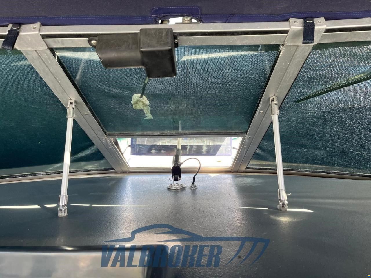 Sea Ray 370 SUNDANCER