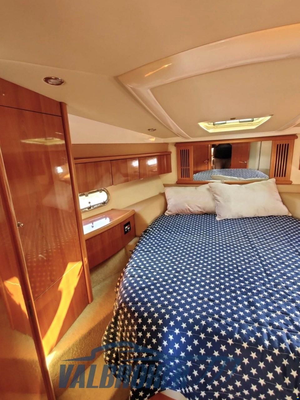 Sealine C 39