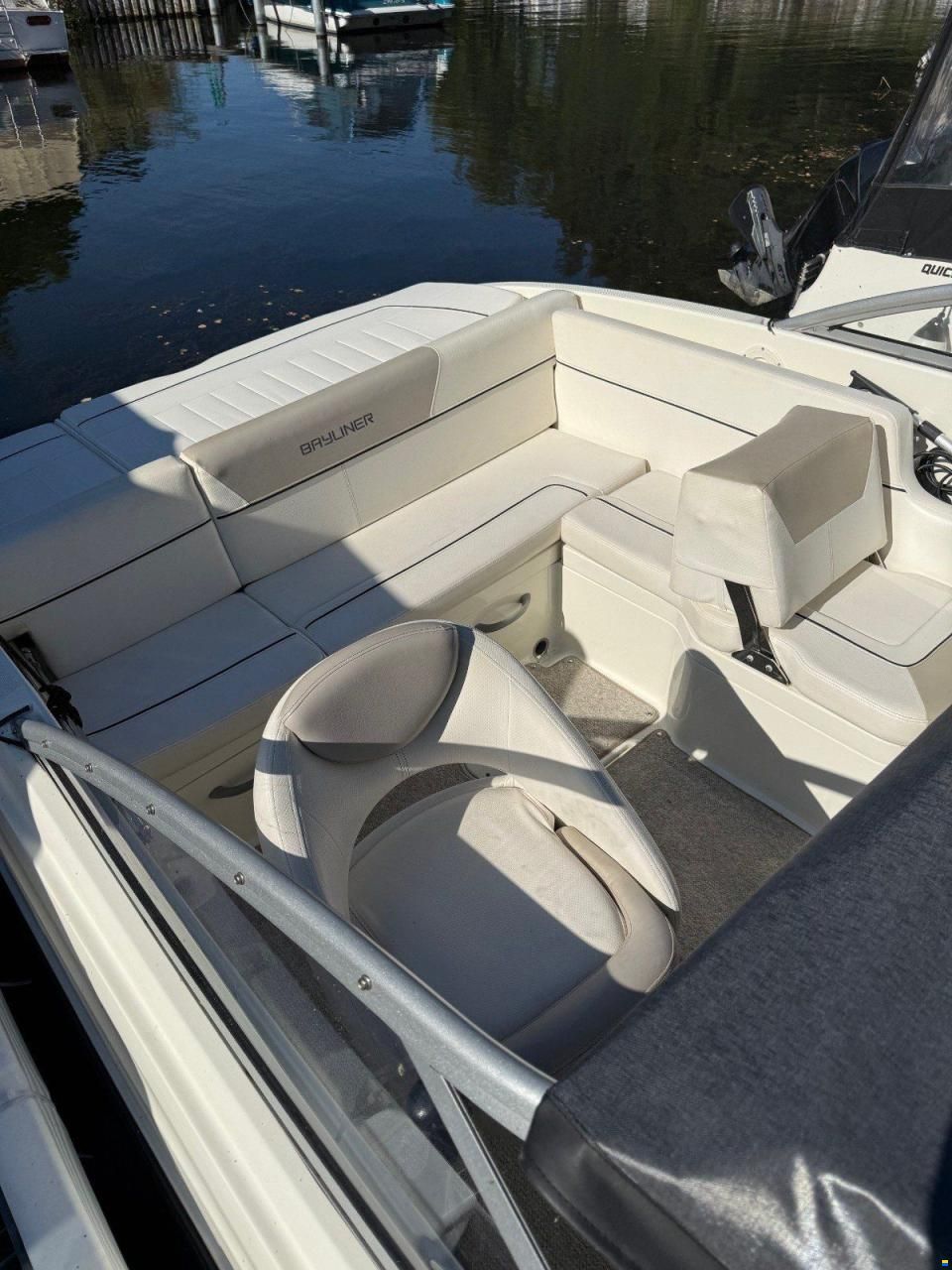 Bayliner 642 CUDDY