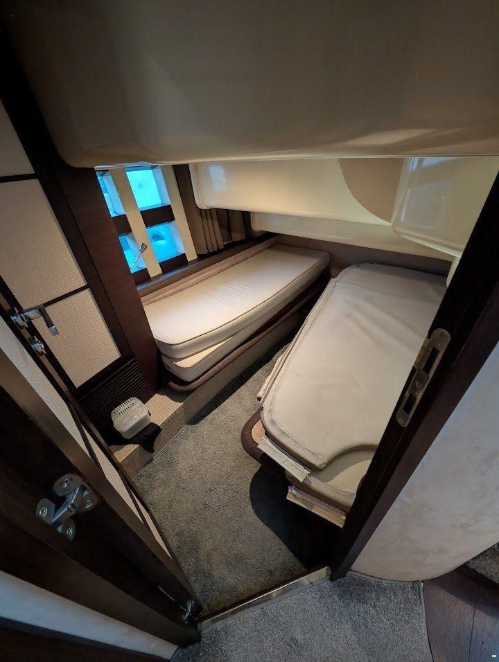 Azimut S 43