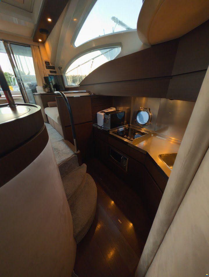 Azimut S 43