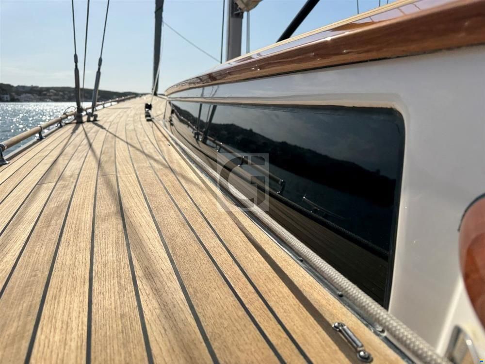 Leonardo Yachts Eagle 54