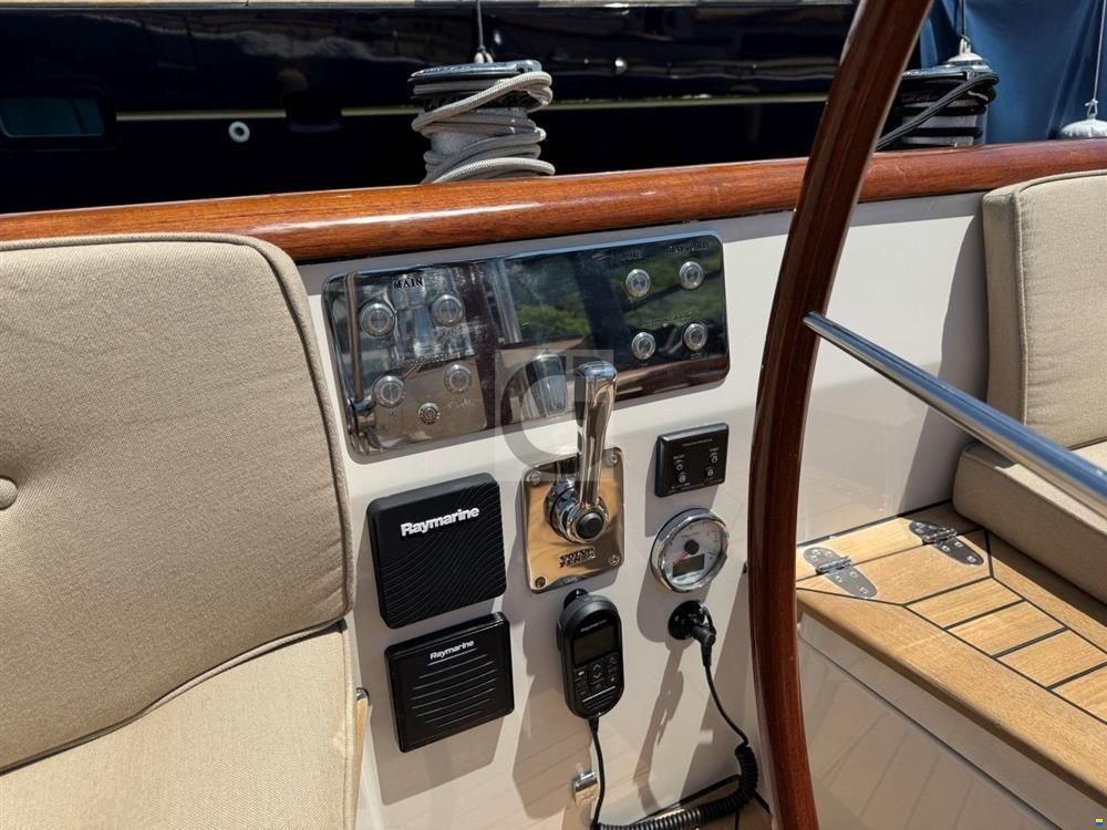 Leonardo Yachts Eagle 54