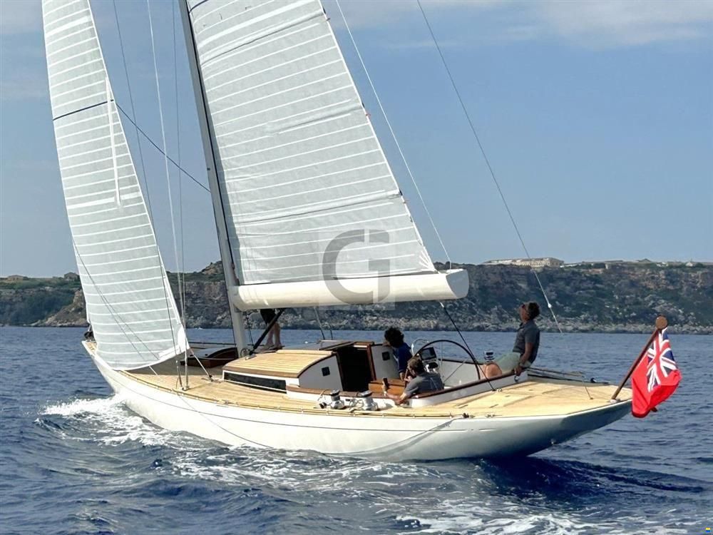 Leonardo Yachts Eagle 54