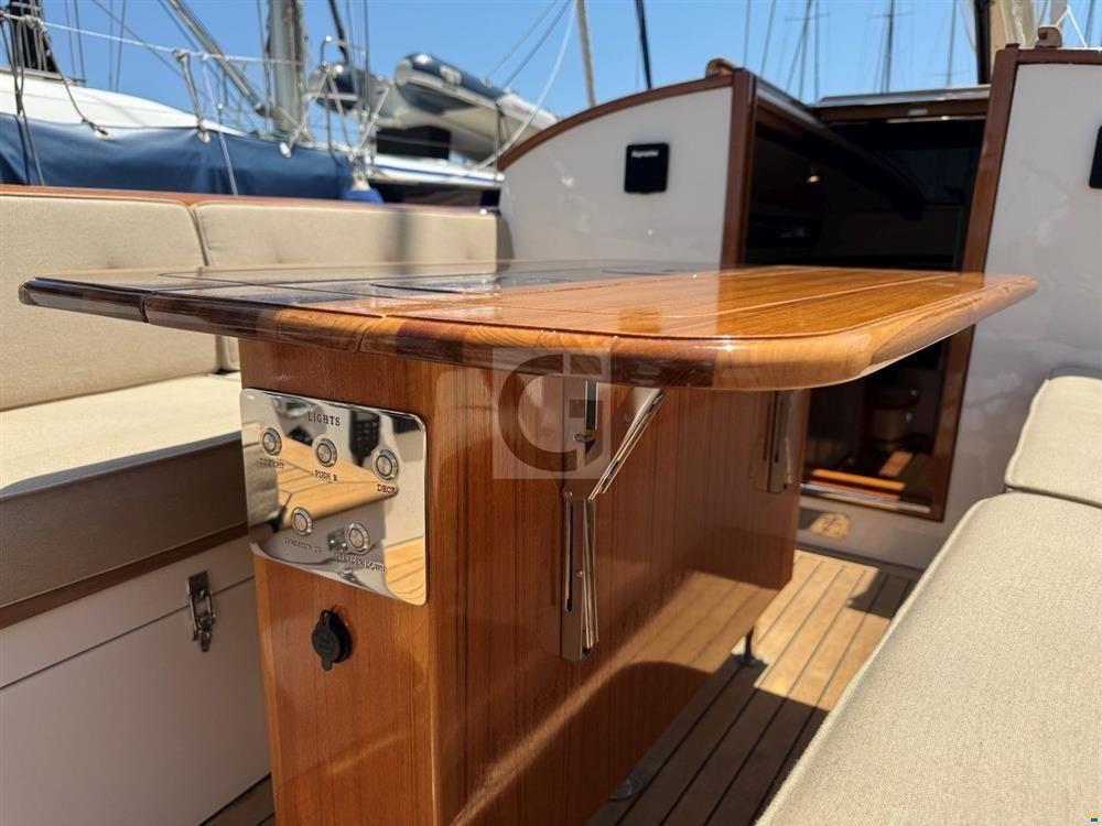 Leonardo Yachts Eagle 54