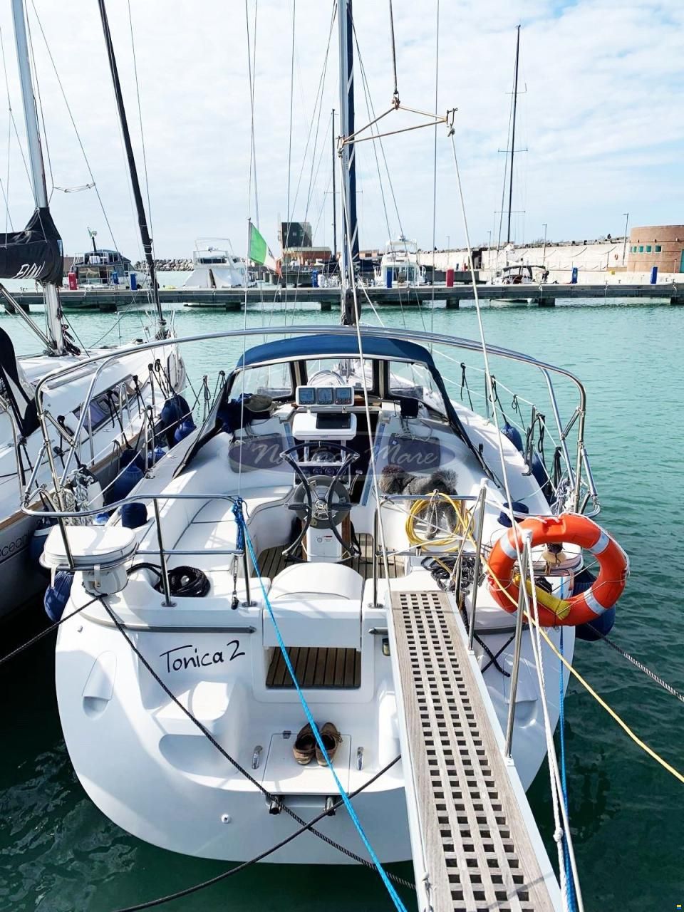 Catalina 309