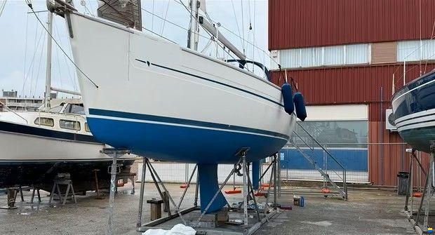 Bavaria 36 CRUISER