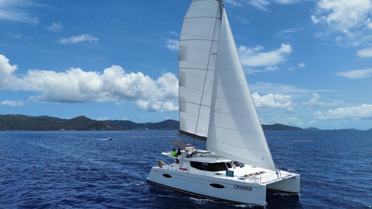 Fountaine Pajot Helia 44