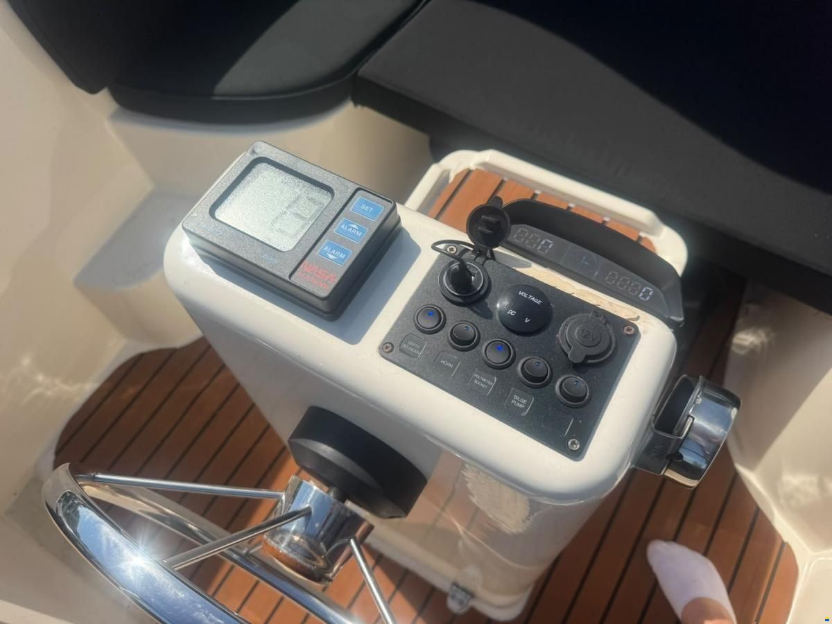 Liberty 590 Tender
