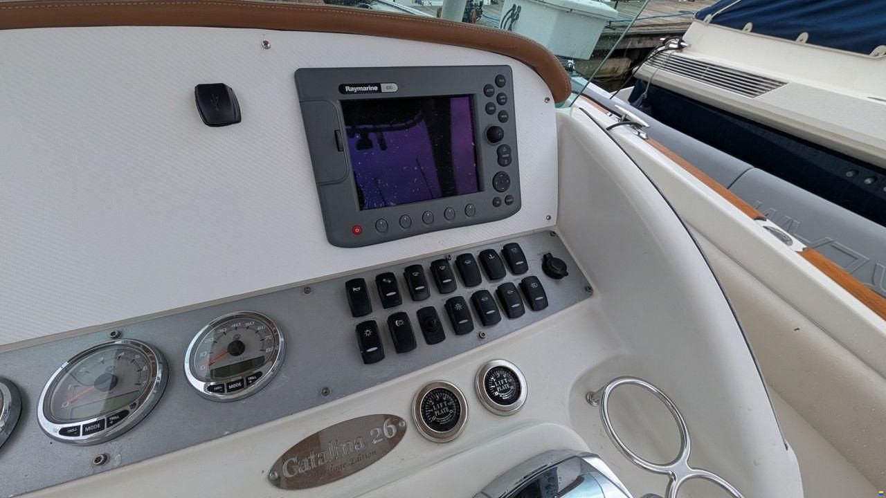 Chris Craft CATALINA 26