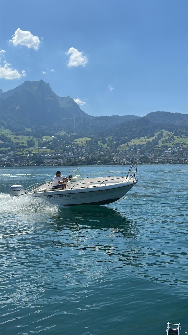 Sessa Key Largo 19 Open Line