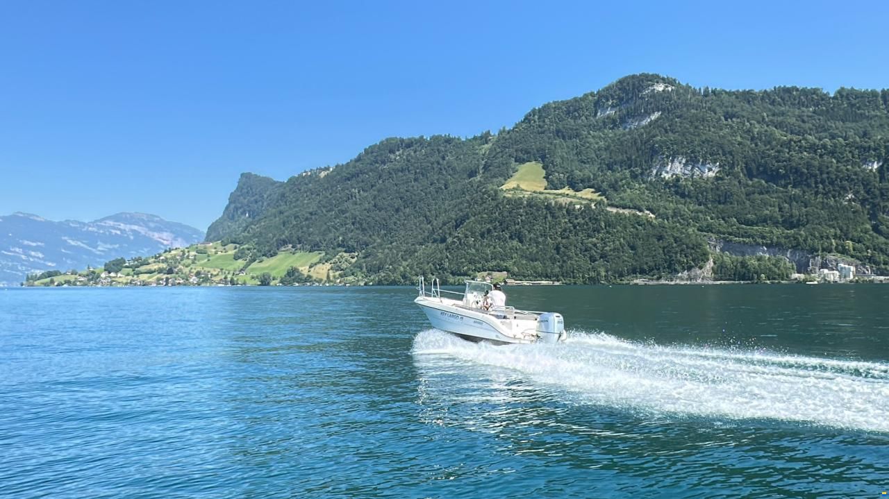 Sessa Key Largo 19 Open Line