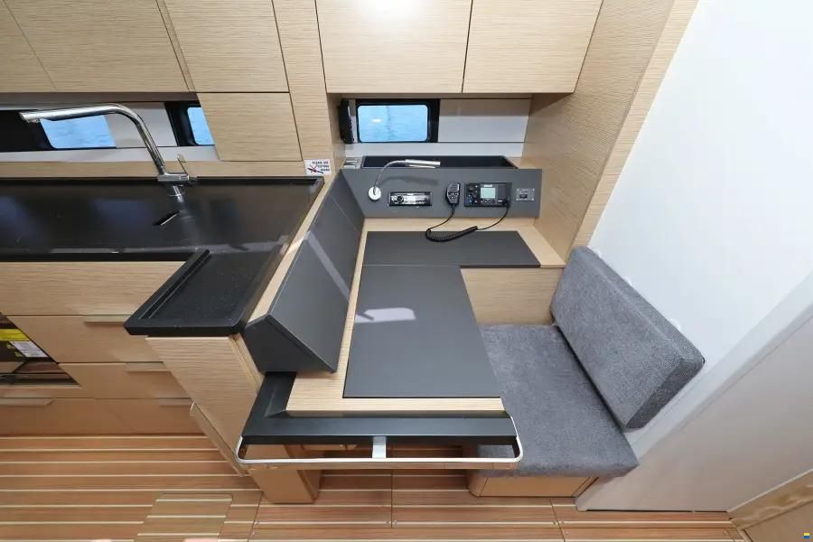 Hanse 460