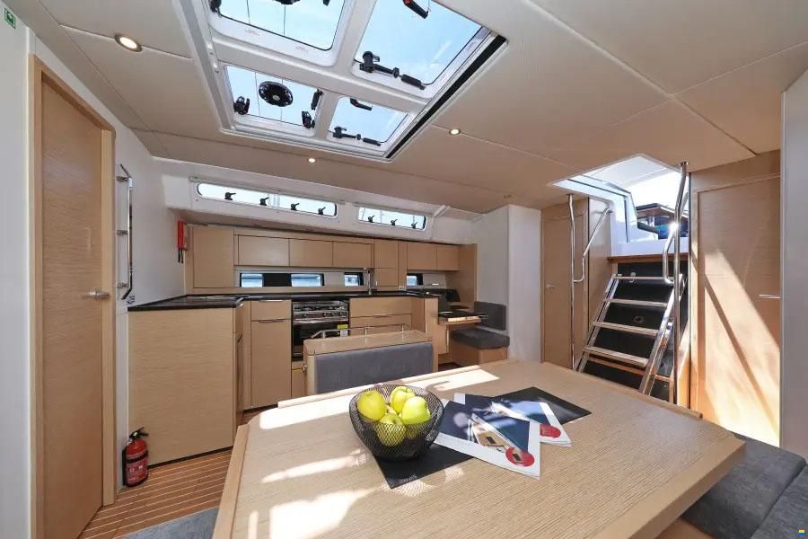 Hanse 460