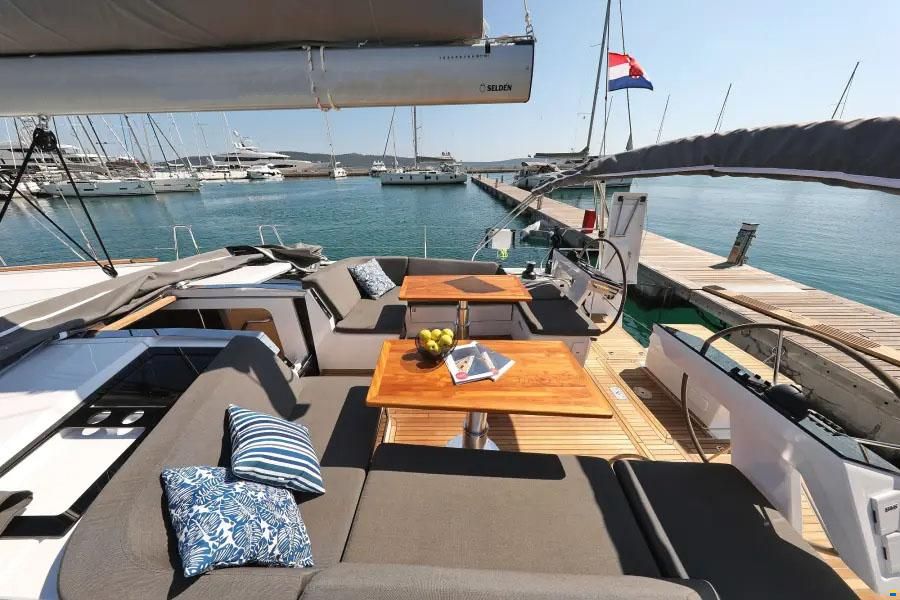 Hanse 460